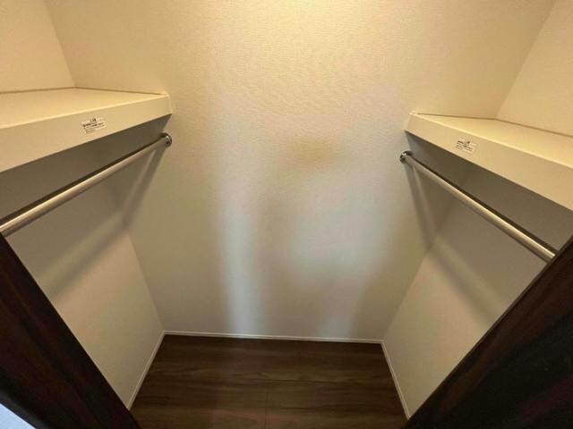  ロワイヤル綿町