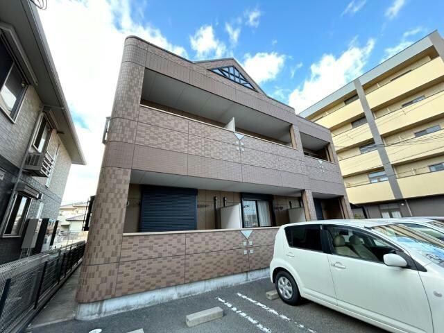  メゾンクローバー