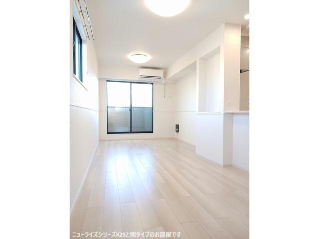  メゾン　ド　グレースEAST1