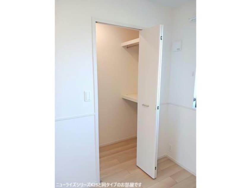  メゾン　ド　グレースEAST1