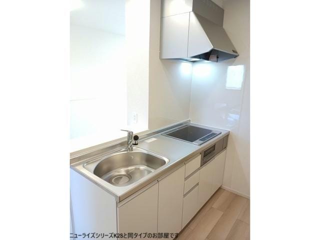  メゾン　ド　グレースEAST2