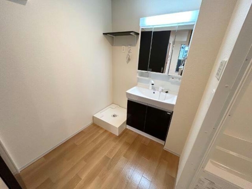  Ｗｅｓｔ　Ｓｏｌａ