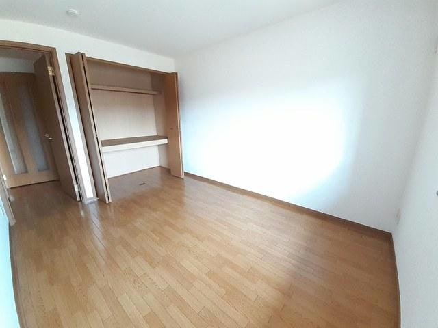  オーブリー　T・K