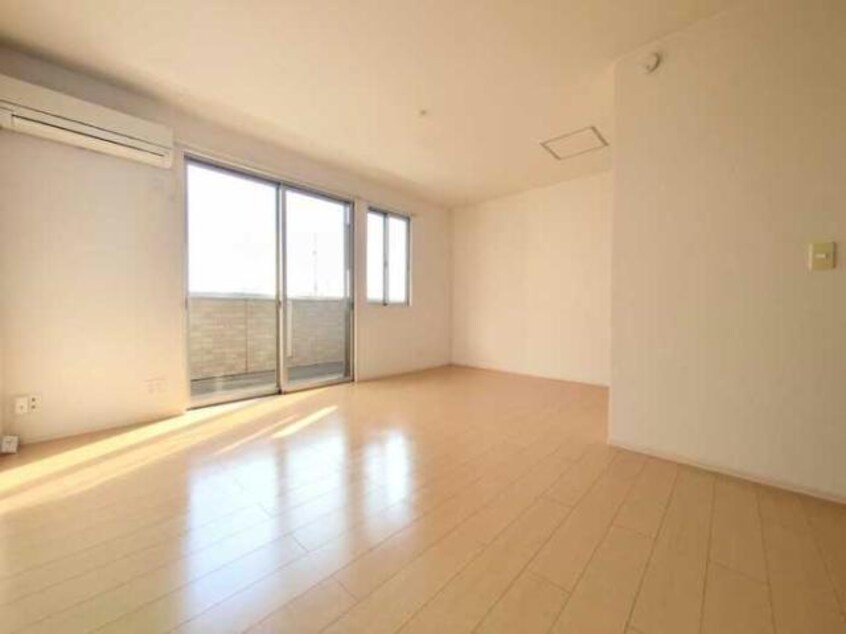  セジュール亀山　A棟