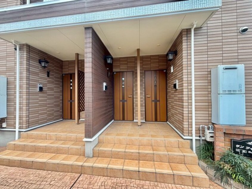  サン　ツインズ B