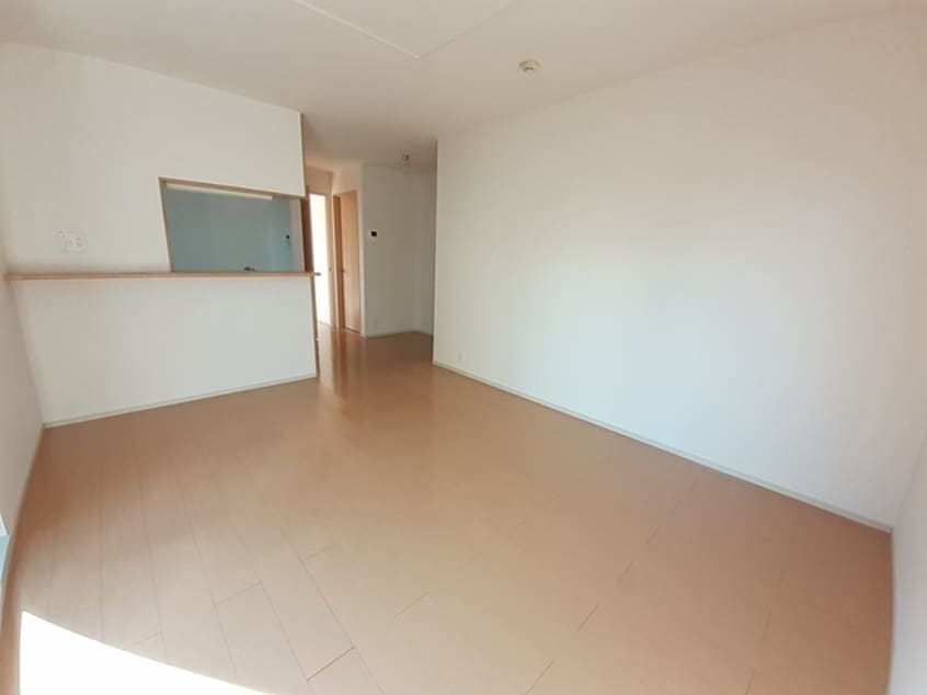  エレガントリヴ