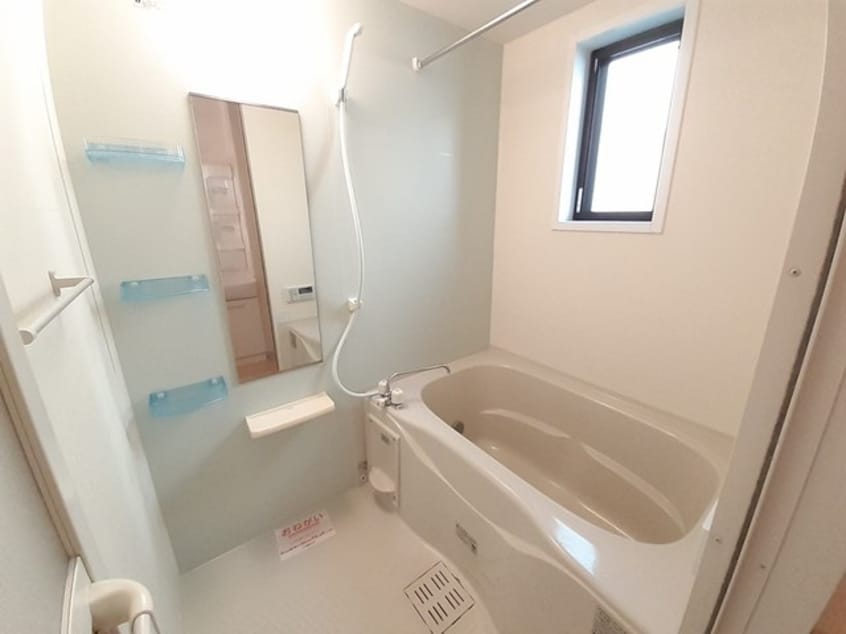  エレガントリヴ