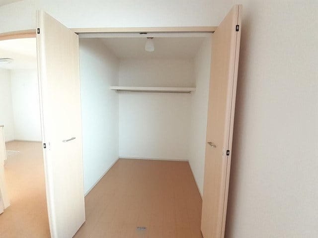  エレガントリヴ