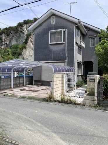  高砂市竜山2丁目2-5戸建