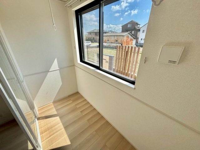  フローリッシュ・メゾン　中野田