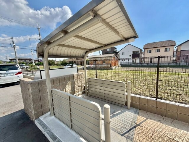  フローリッシュ・メゾン　中野田