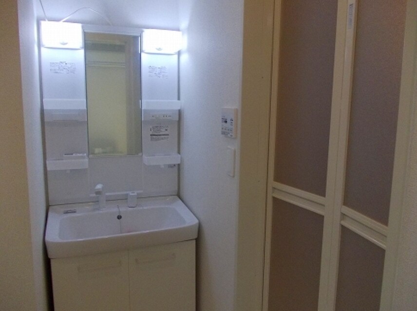  アサノ・モノカーメラ