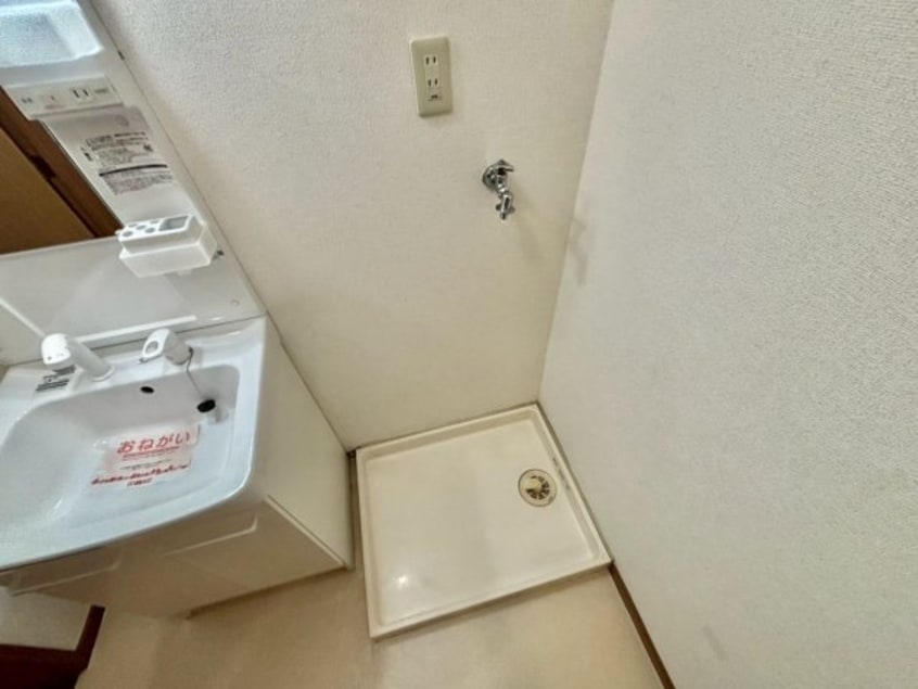  クレストール上野田 A