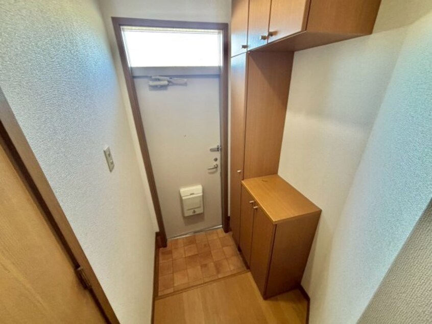  クレストール上野田 A