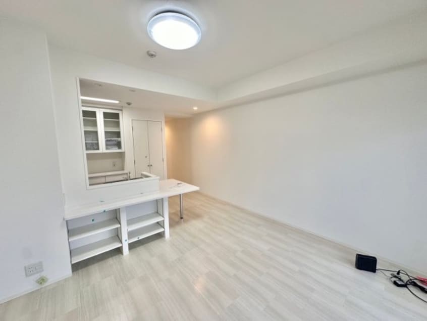  キャッスルコート岩端