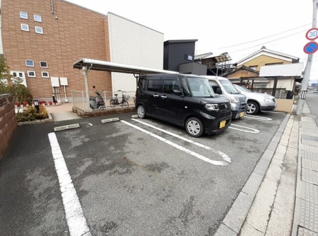  プラシード三宅