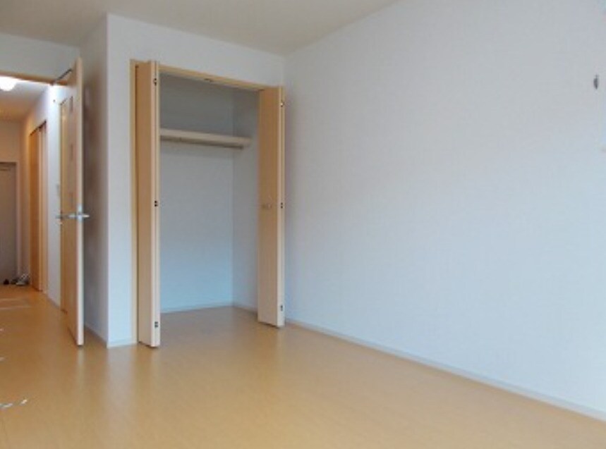  プラシード三宅