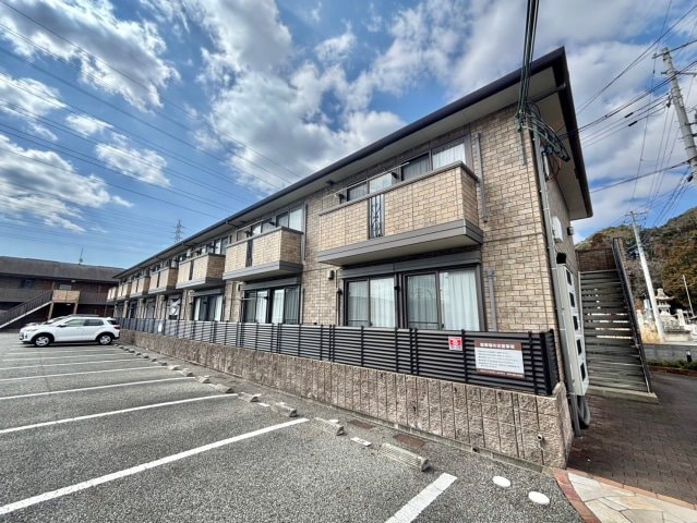  ラフレシール　A棟