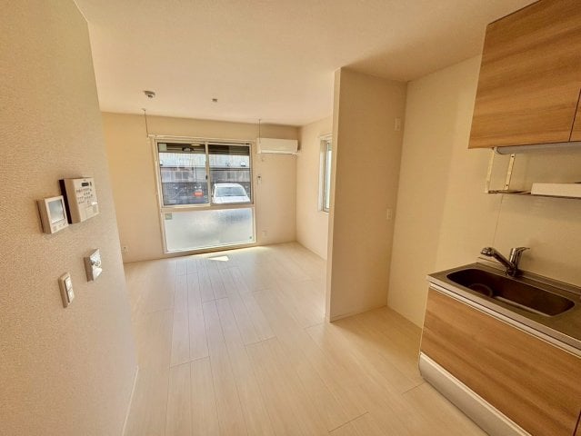  ラフィーネ亀山