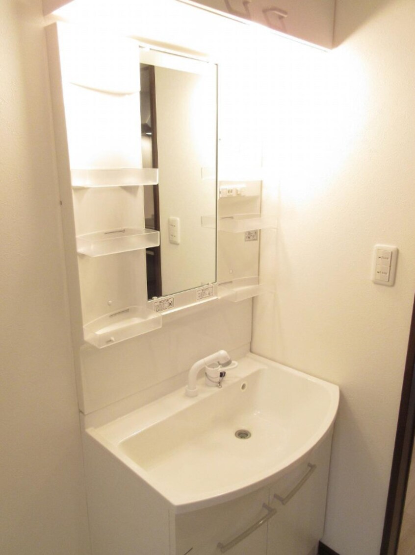  ディアコート小町条