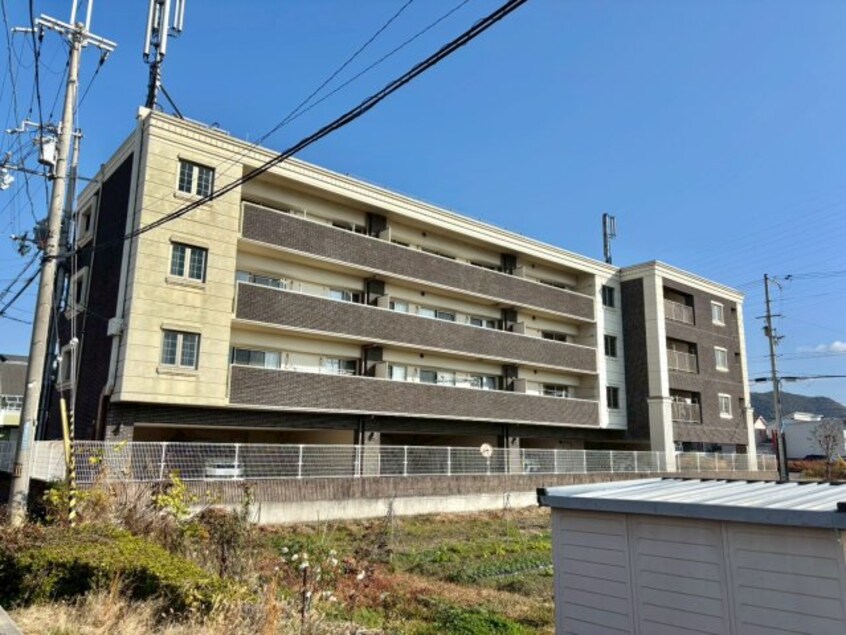  ハッピーコート飾磨