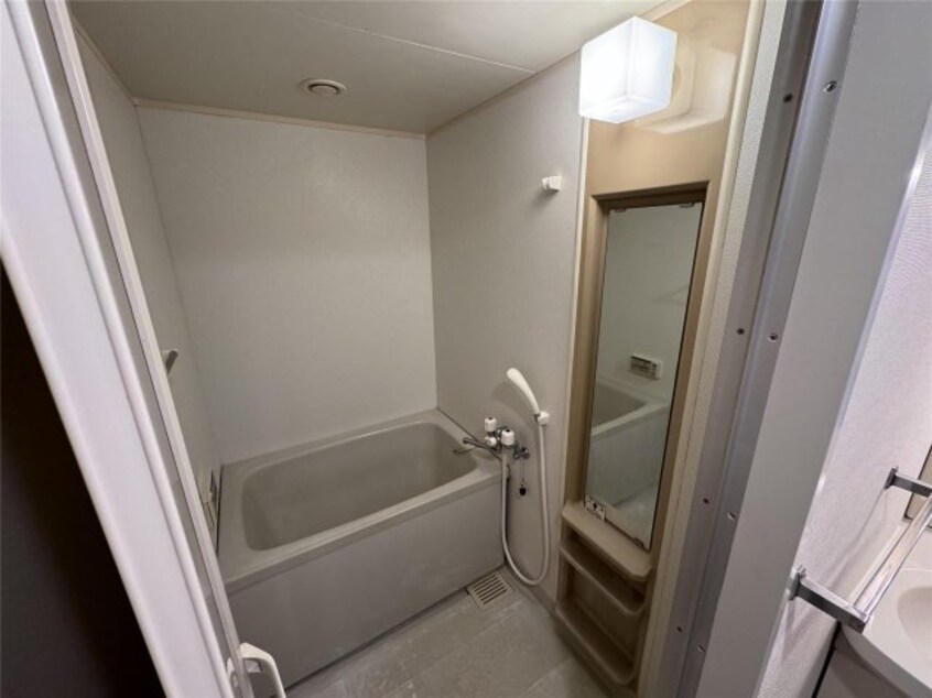  シャルヴィ加古川