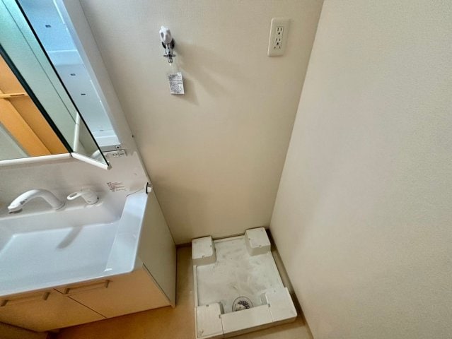  クローバー英賀保駅前