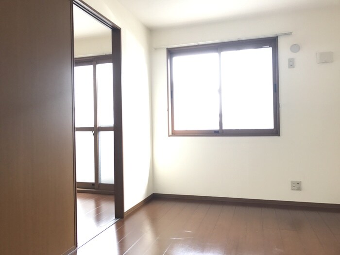  リビングタウン加古川西　A