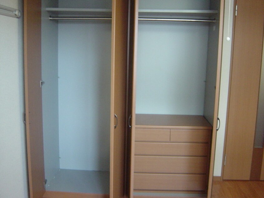  メゾンクローバー