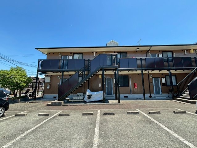  サンフォーレストA