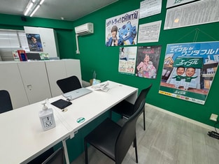 エイブル聖蹟桜ヶ丘店の接客写真