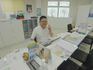 エイブル小岩店の接客写真