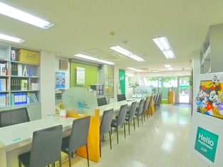 エイブル竹ノ塚店の内観写真