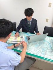 エイブル糀谷店の接客写真