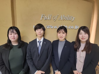 エイブル八尾店のスタッフ写真