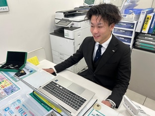 エイブル深井店の接客写真