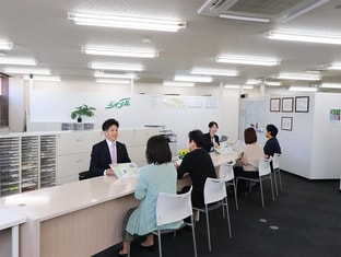 エイブル上尾店の内観写真