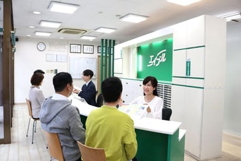 エイブル飯能店の内観写真