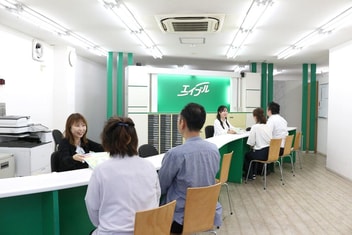 エイブル入間店の内観写真