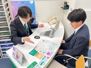 エイブル仙台駅前西口店の接客写真