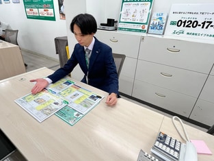 エイブル川崎店の接客写真