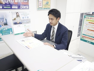 エイブル新丸子店の接客写真