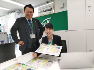 エイブル調布北口店の接客写真