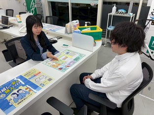 エイブル山科店の接客写真