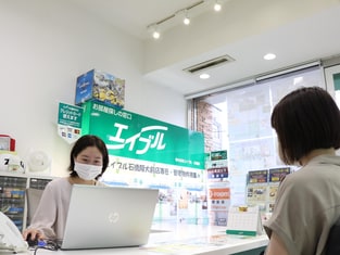 エイブル石橋阪大前店の接客写真