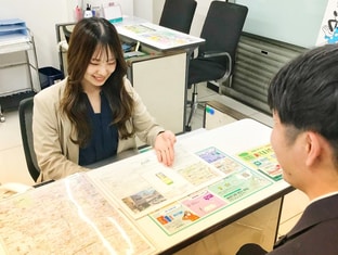 エイブル夙川店の接客写真