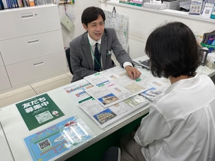 エイブル二日市店の接客写真