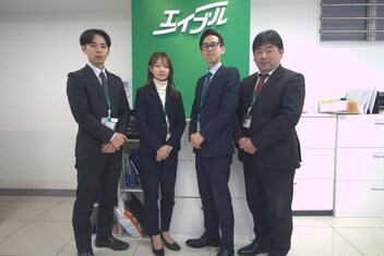 エイブル姪浜店の接客写真