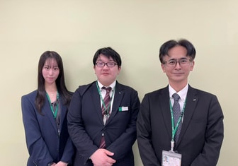 エイブル折尾店の接客写真