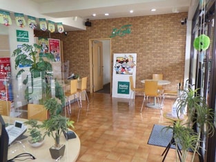 エイブルネットワーク元町店の接客写真